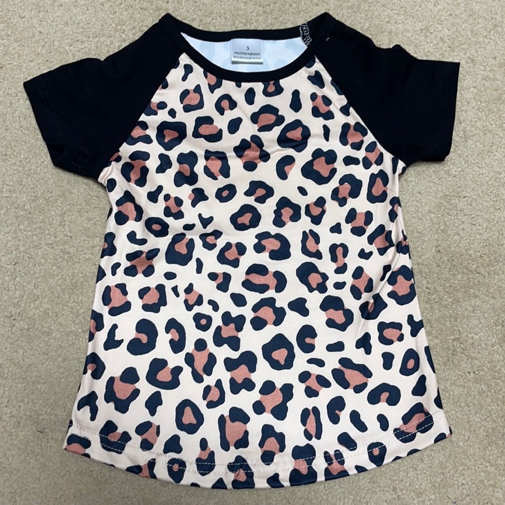 Boutique raglan top